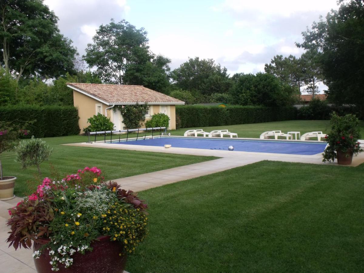 Le Clos D'ignac Pensión *